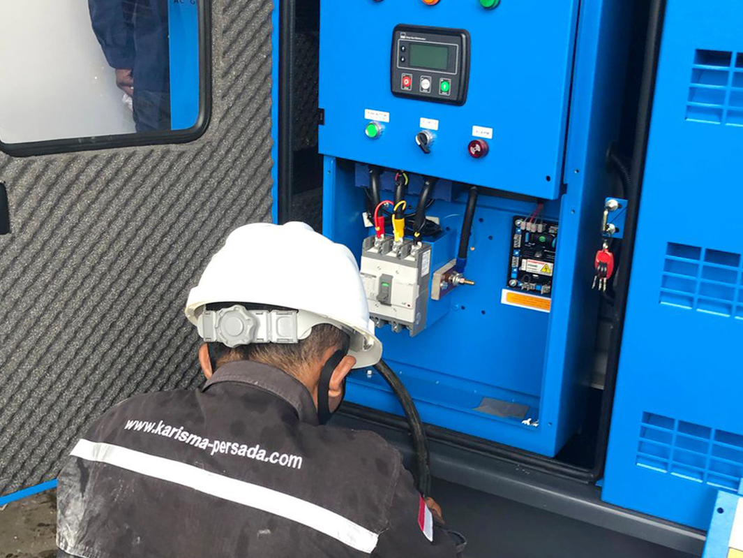 Perbaikan Instalasi Back Up Supply DCC Leces, bersama PT. PLN Persero.